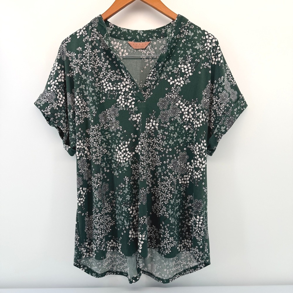 Amana Womens XL Green Floral V-Neck Short Sleeve Button Back Blouse T8004-SS-BTN